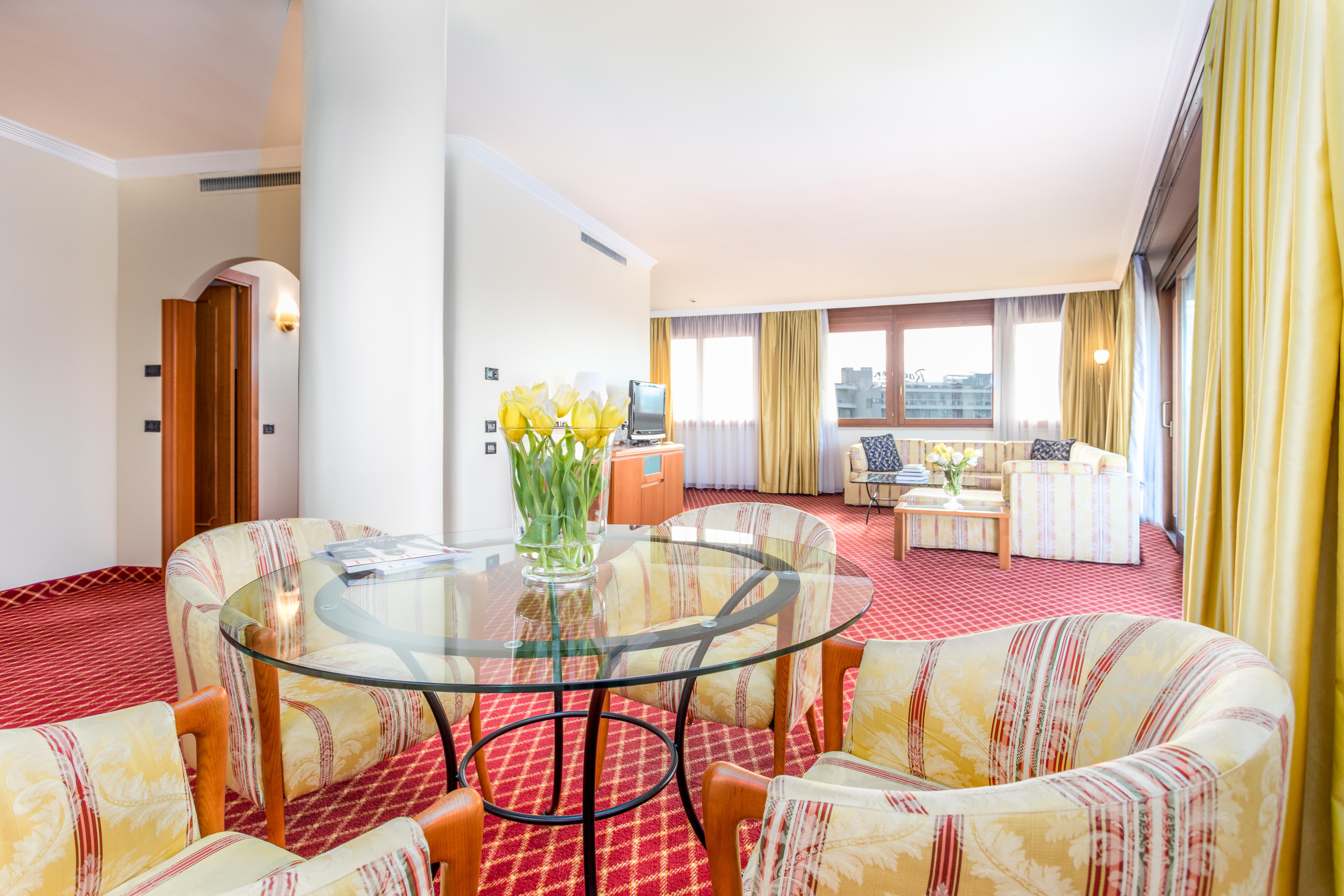 Galzignano Resort Terme & Golf - Hotel Sporting Galzignano Terme ภายนอก รูปภาพ