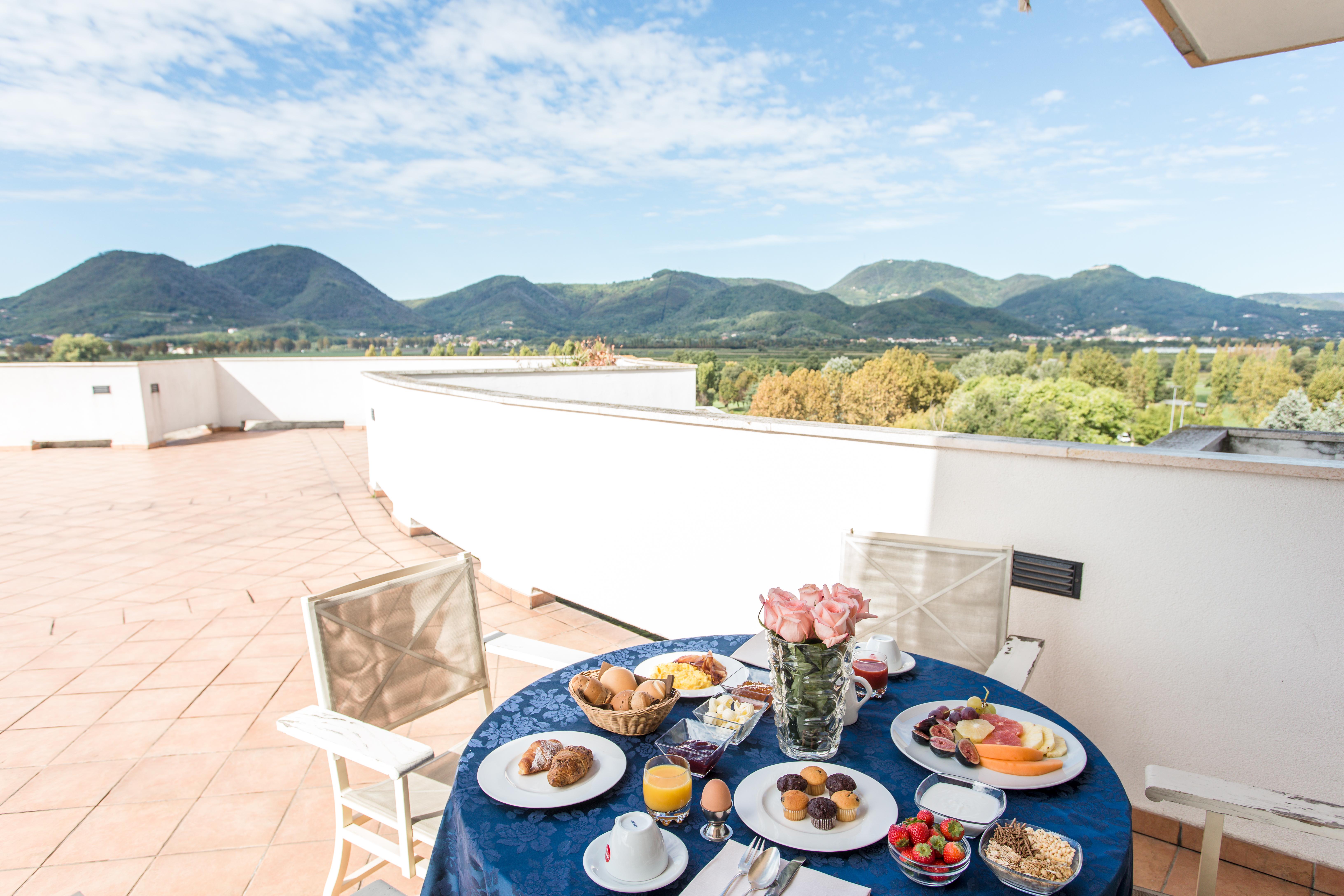 Galzignano Resort Terme & Golf - Hotel Sporting Galzignano Terme ภายนอก รูปภาพ